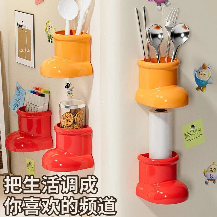 磁吸靴子笔筒卡通可爱阿童木冰箱贴收纳盒装饰品小物件收纳盒