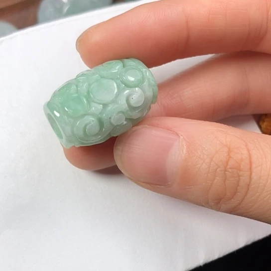 翡翠未镶嵌颈饰缅甸A货，每天下午1点半开播
