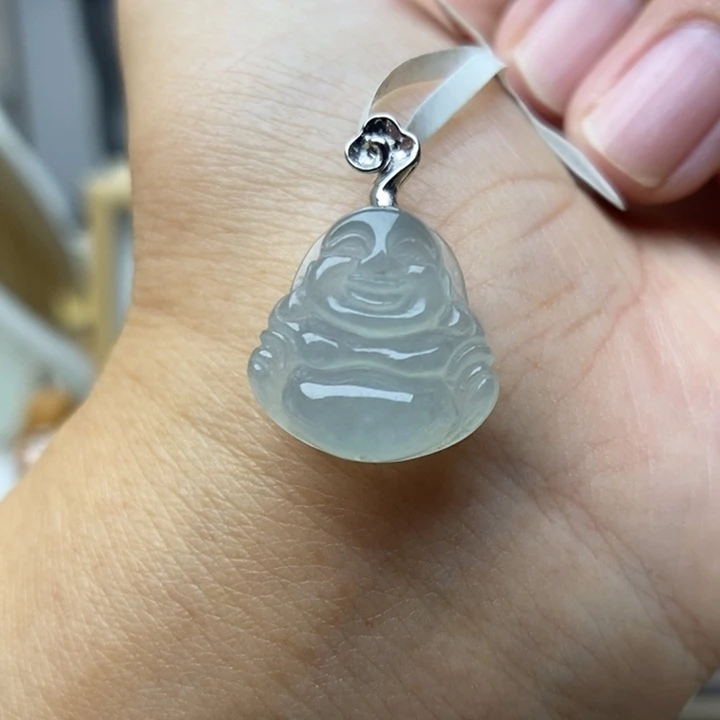 【闪购商品】颈饰18K金镶嵌翡翠16
