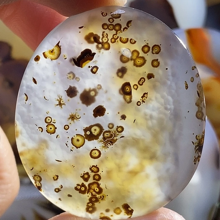 未镶嵌颈饰玛瑙/玉髓石****玩