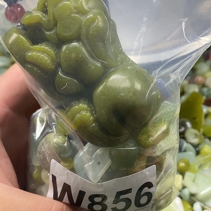 未镶嵌蛇纹石玉鱼缸石