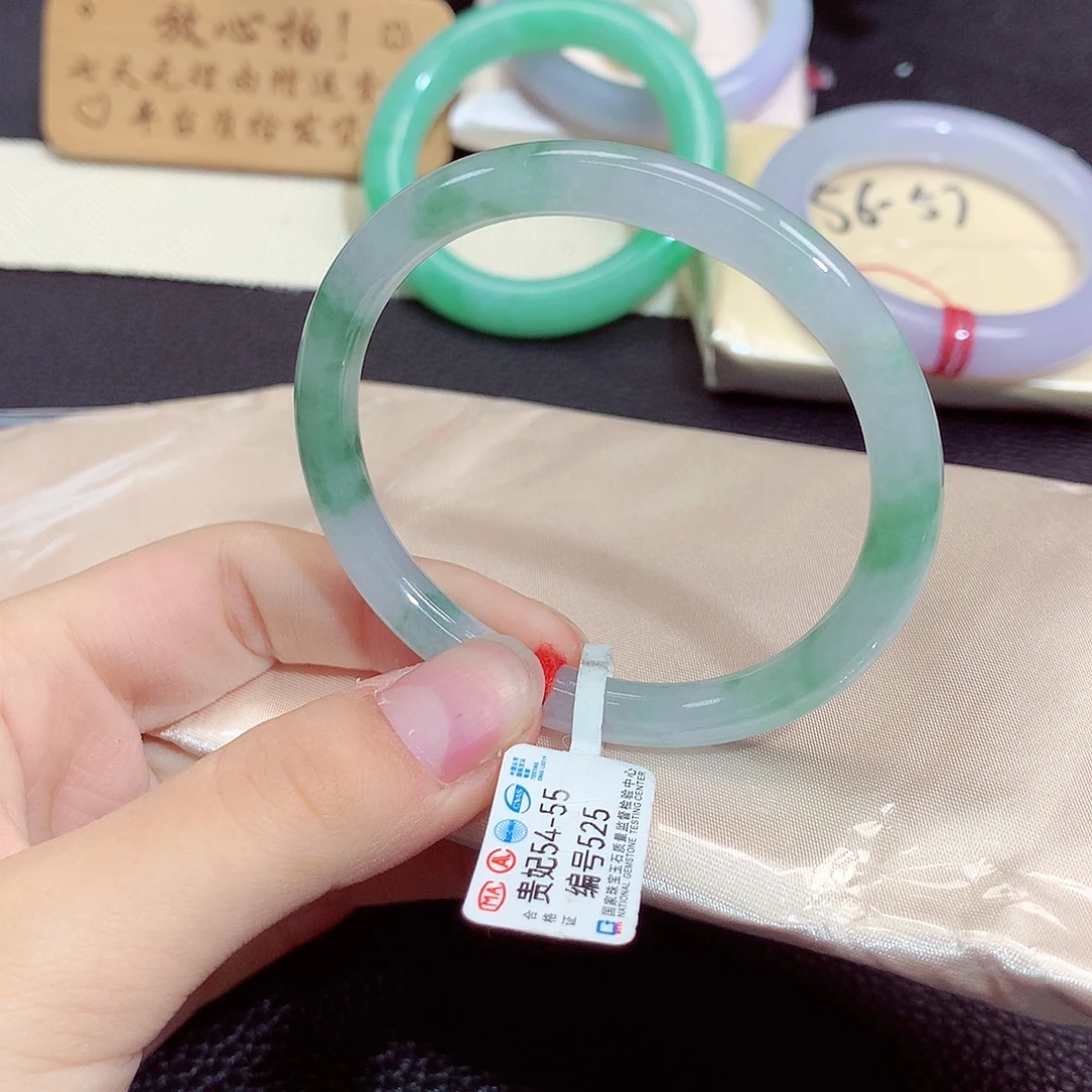 翡翠未镶嵌手镯525