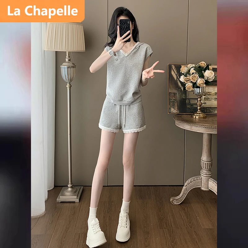 拉夏贝尔小个子休闲时尚套装女蕾丝拼接灰色短袖连帽上衣短裤两件
