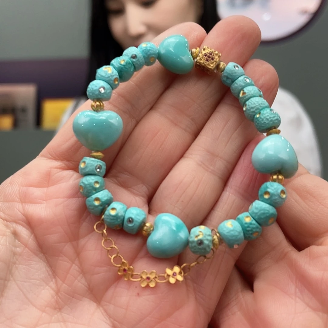 绿松石18K金镶嵌颈饰