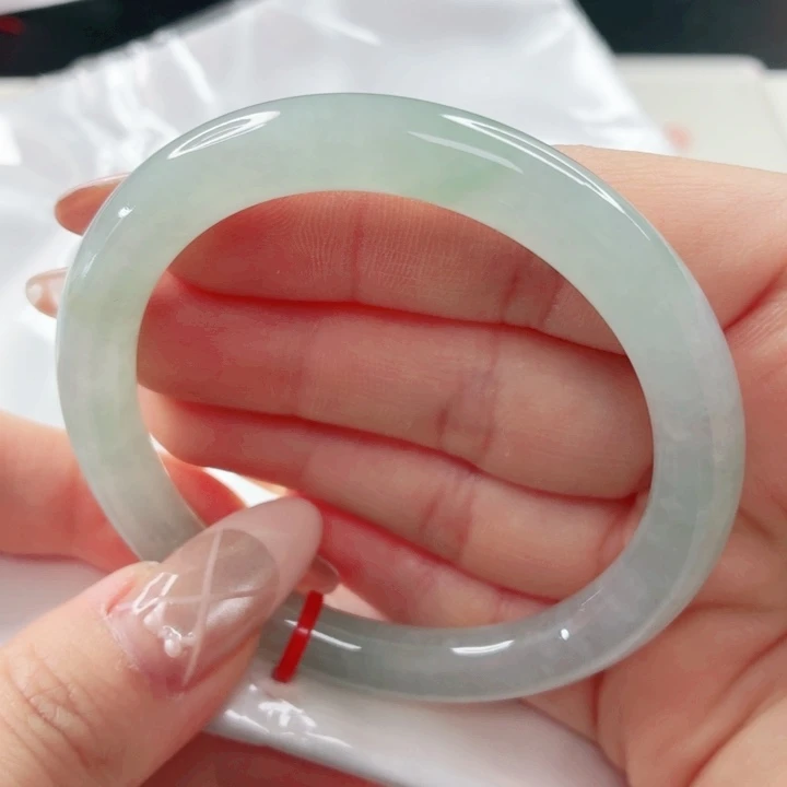 翡翠未镶嵌手镯54x493