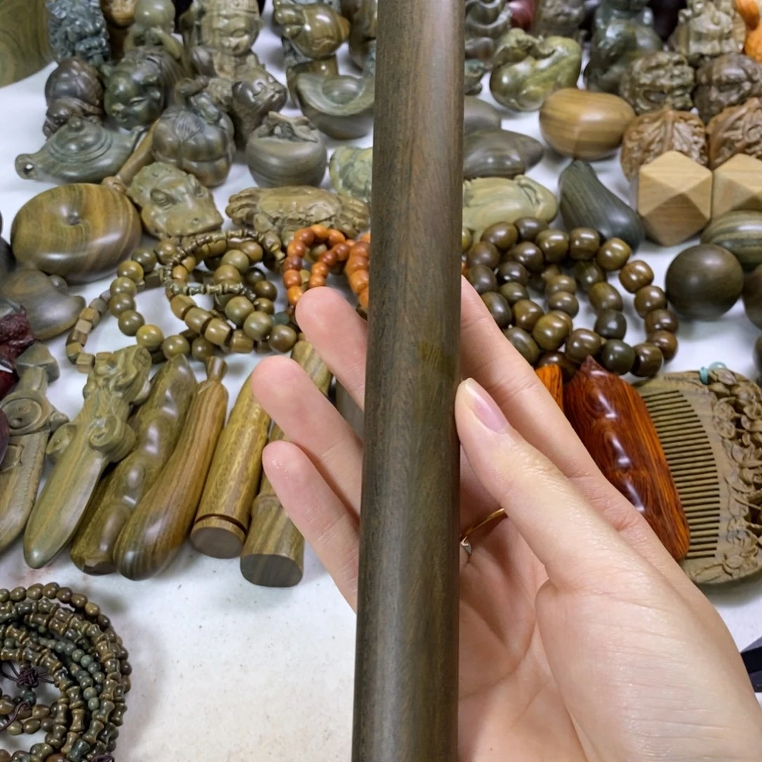 空***人木绿檀木料工艺品