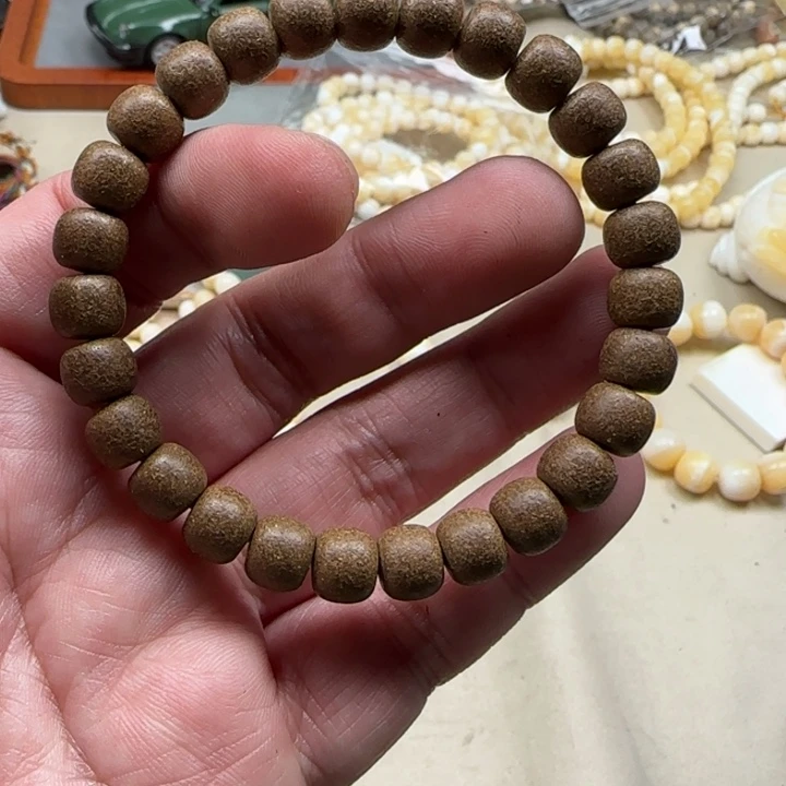 白玉菩提吊坠白色372