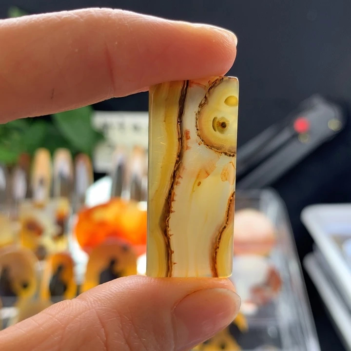 玛瑙/玉髓颈饰未镶嵌71