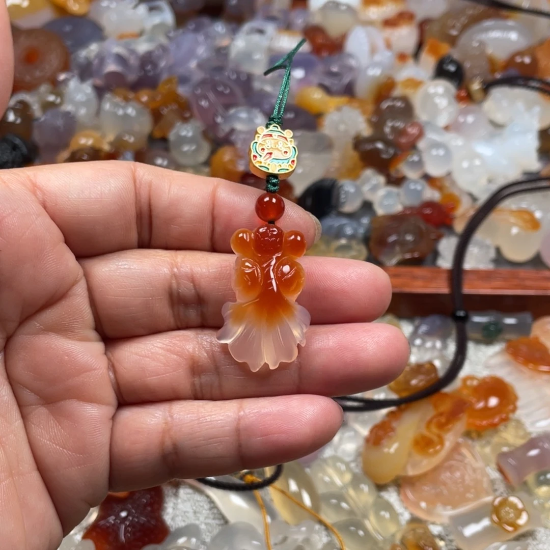 玛瑙/玉髓未镶嵌颈饰