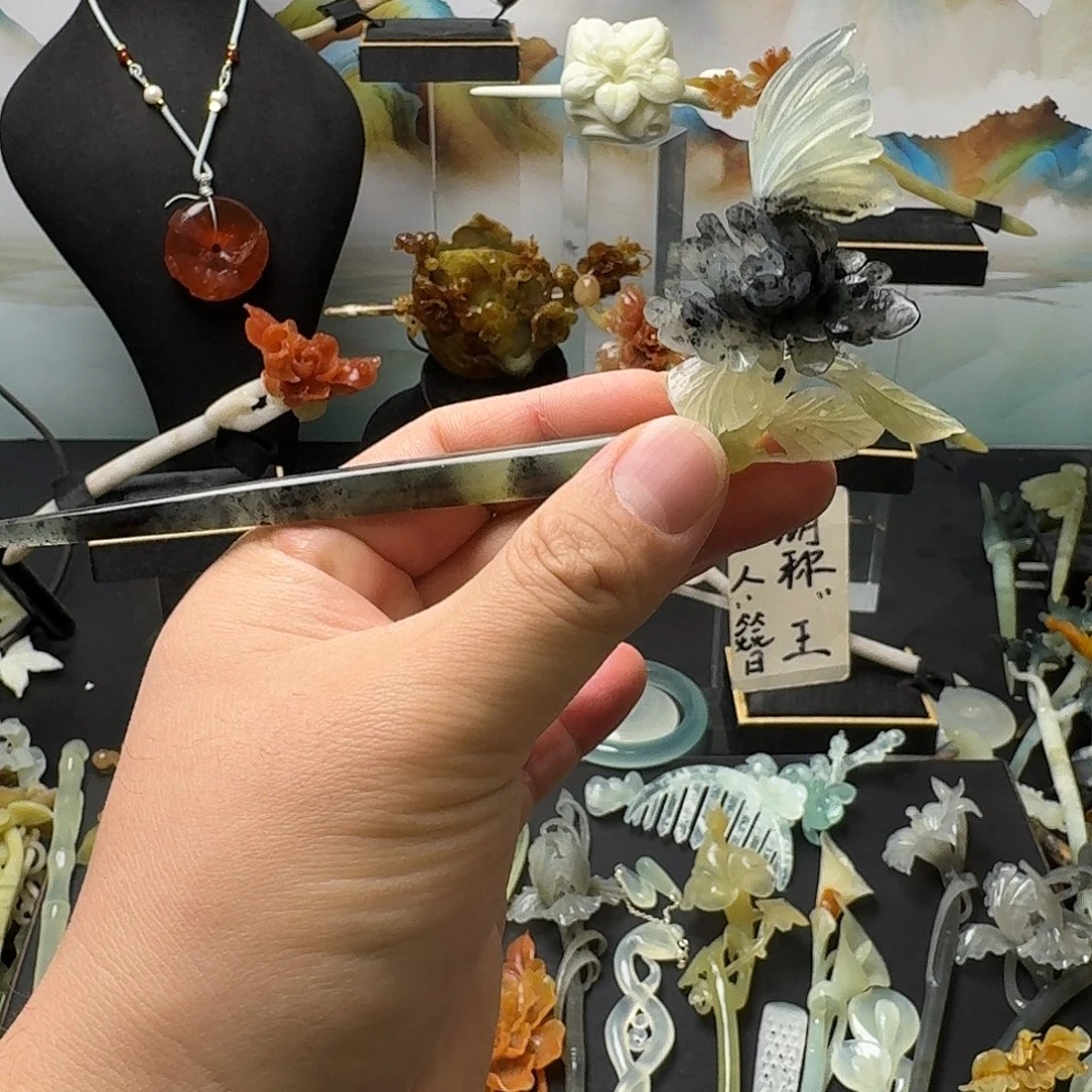蛇纹石玉未镶嵌发饰