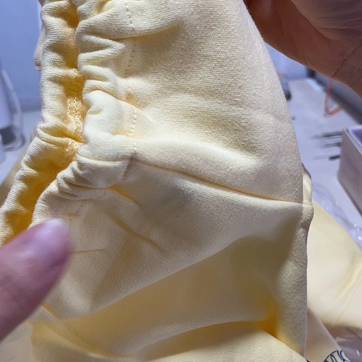 羊毛混纺一套衣服的