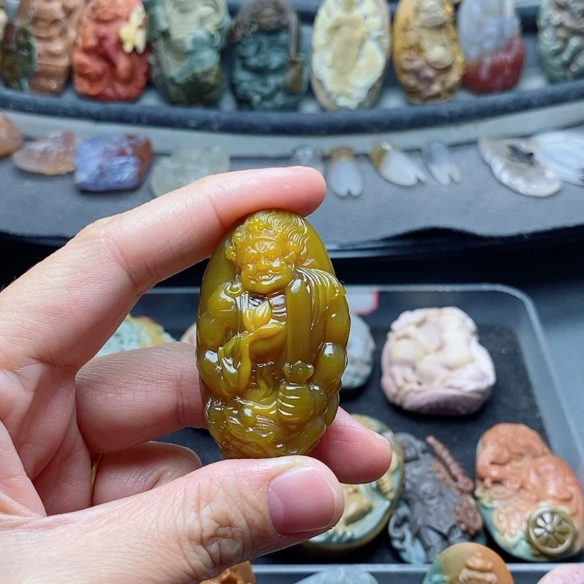 【闪购商品】定制石英质玉吊坠未镶嵌