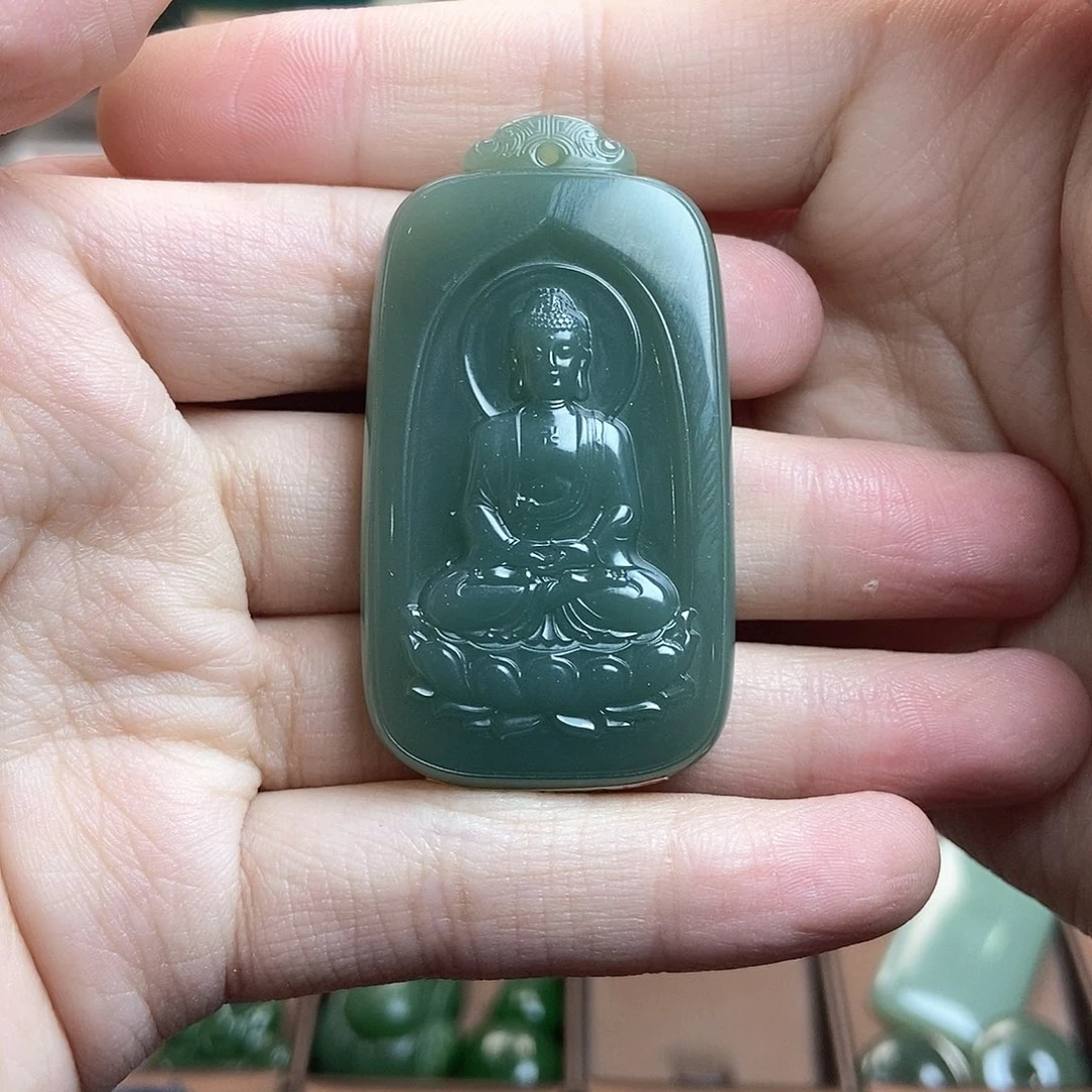 和田玉（糖玉）颈饰未镶嵌