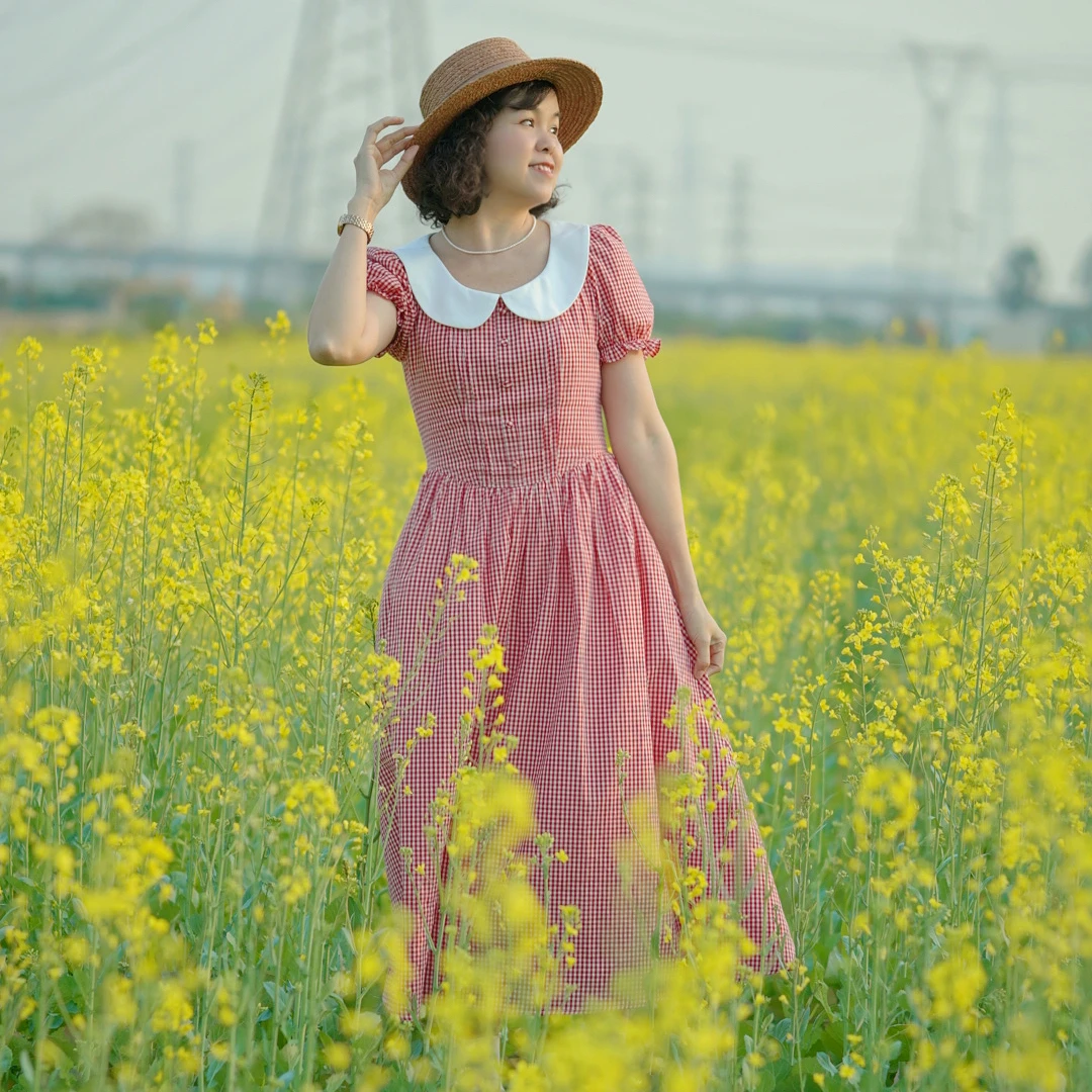 （森系女孩）小清新娃娃领红色格子连衣裙夏季新款法式气质收腰长裙