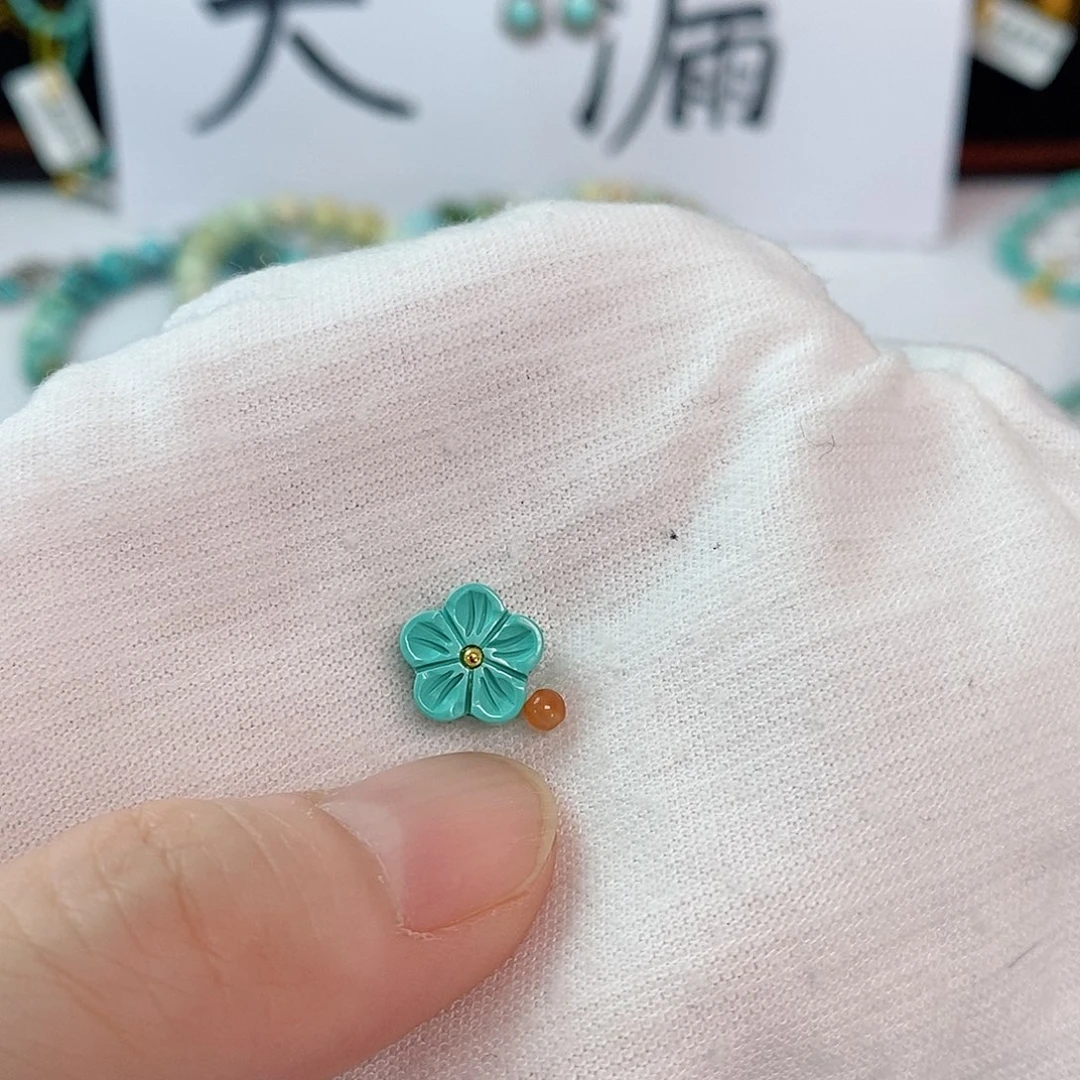 未镶嵌南红玛瑙珠宝奇石