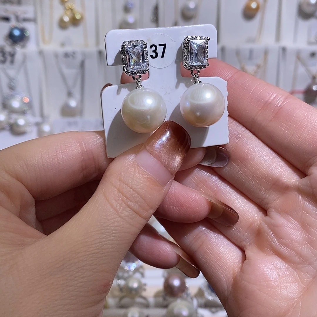 未镶嵌淡水珍珠耳饰w13.3