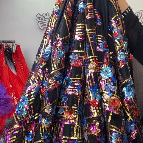 摩登舞的时候就觉得