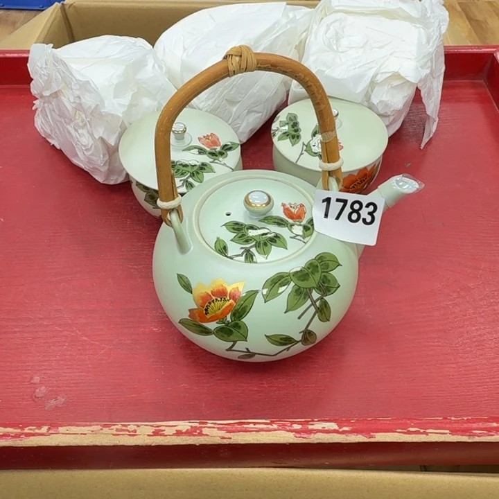 瓷片工艺品摆件瓷器摆件666