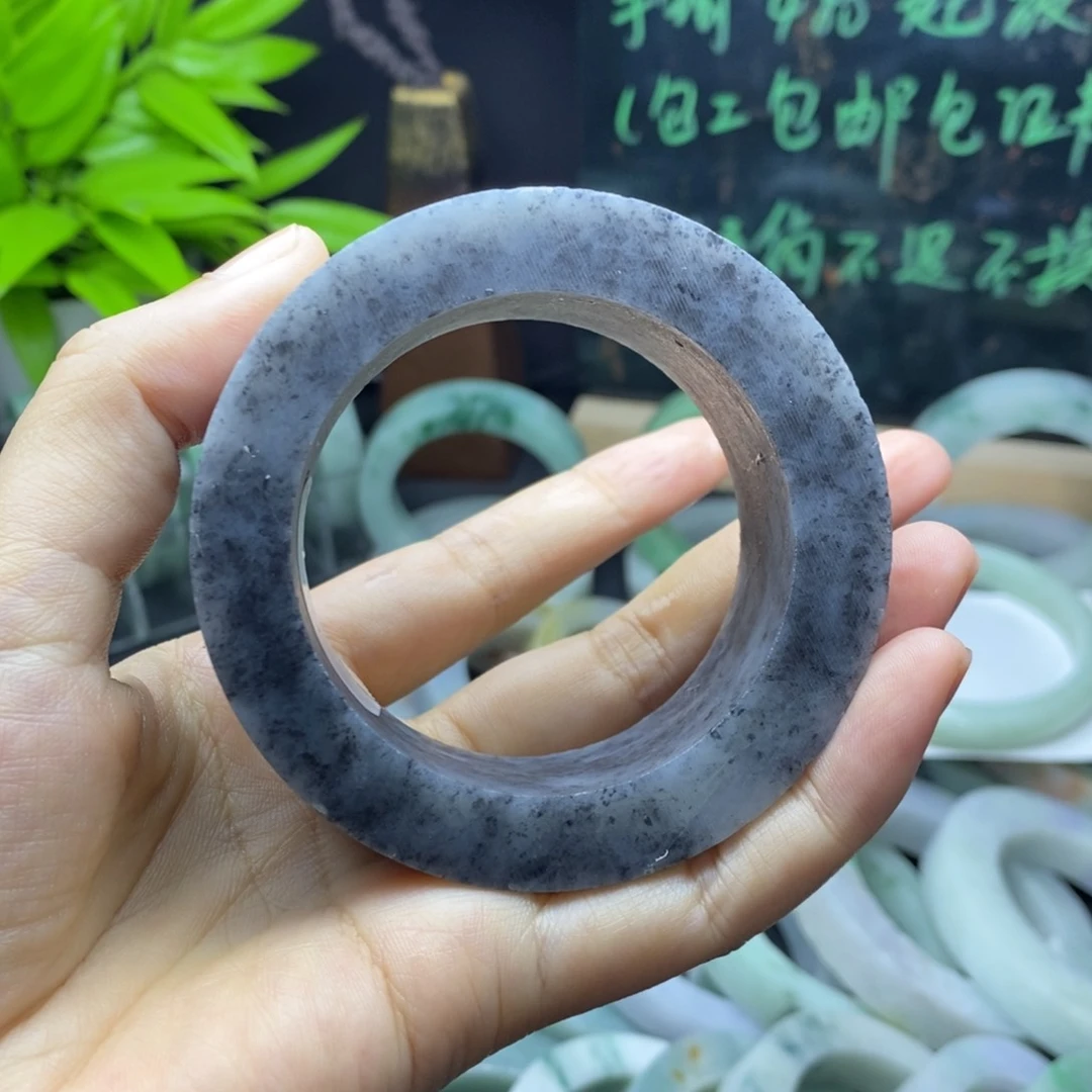 定制翡翠手镯未镶嵌