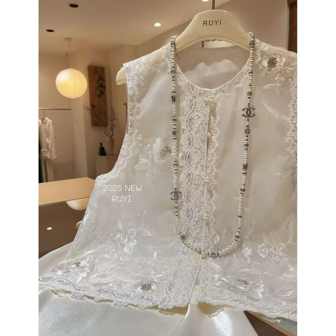 830【Y I月如钩】新中式绣花马夹白色时尚重工亮片刺绣-RY2530414