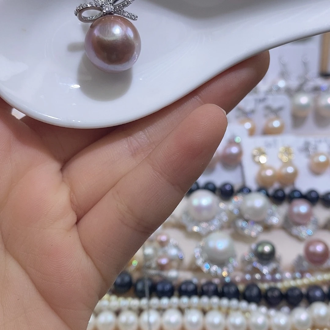 未镶嵌吊坠(赠链)淡水珍珠14.3mm