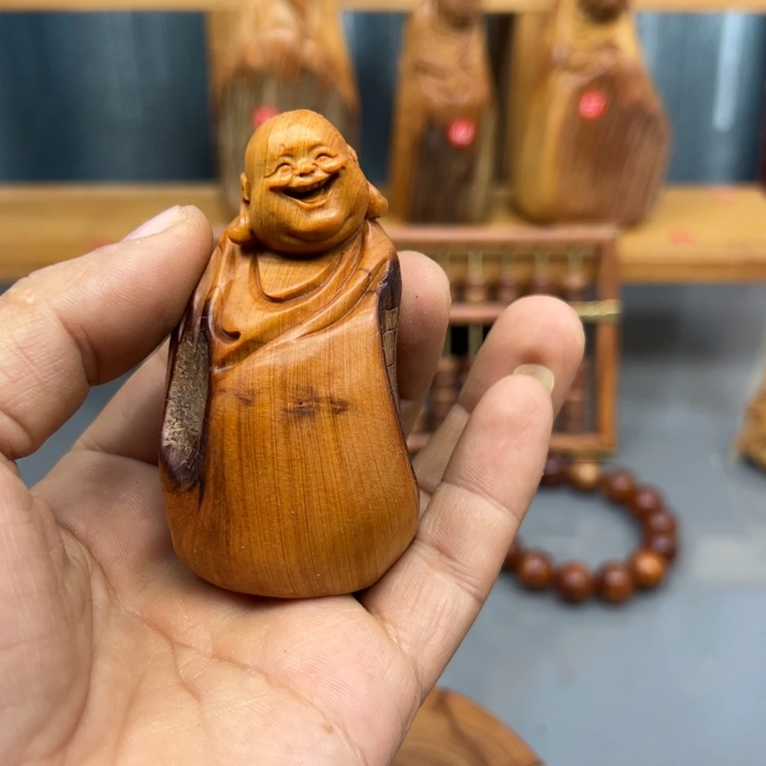 宇***行木崖柏木摆件手把件