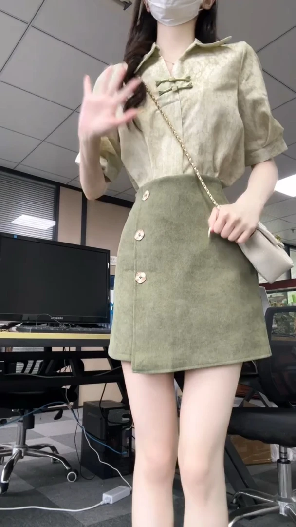 2025夏季复古气质减龄盘扣设计印花短袖衬衫上衣女高腰半身裙套装