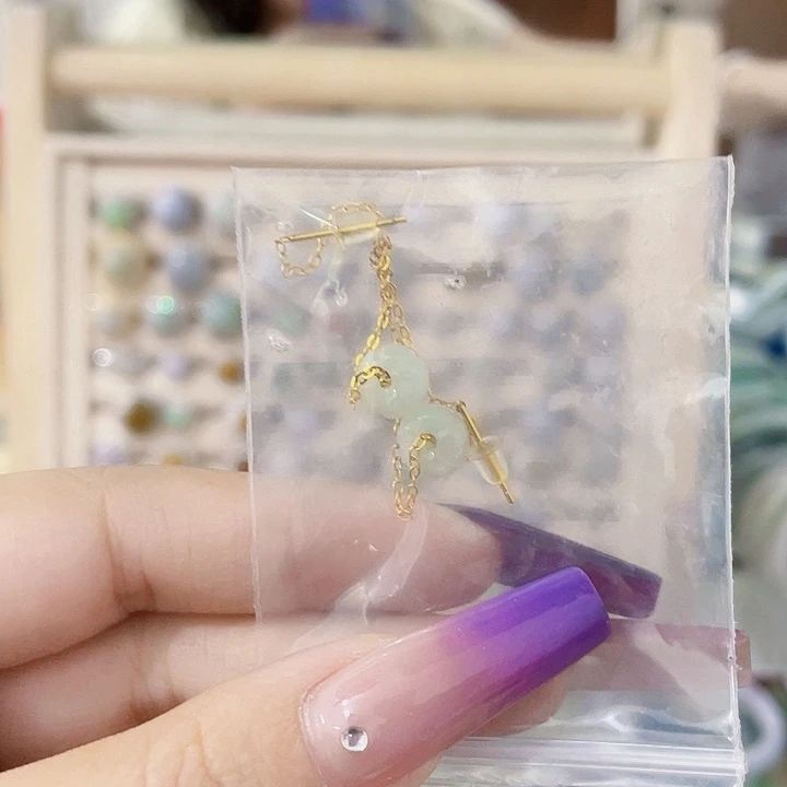 颈饰未镶嵌翡翠天然翡翠A货