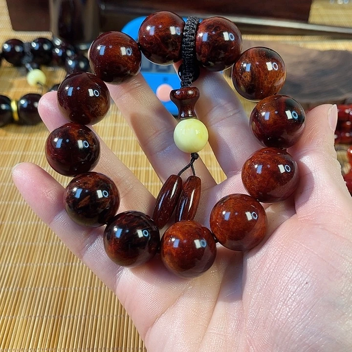 鞑***靼木小叶紫檀手工艺