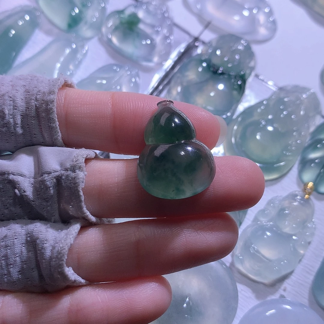 颈饰未镶嵌翡翠葫芦