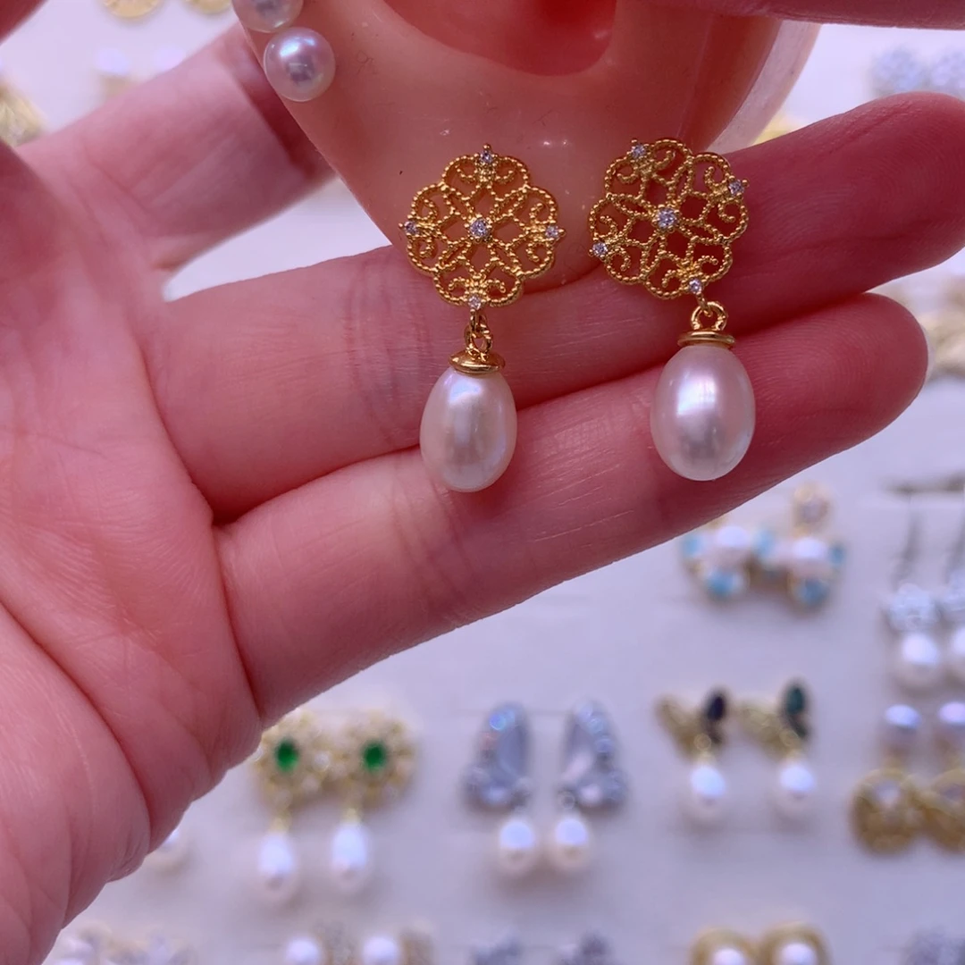 合金淡水珍珠耳饰