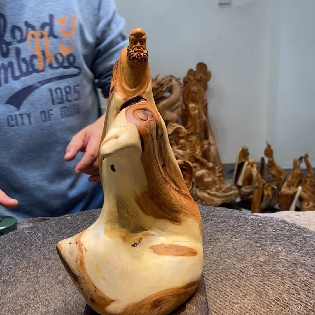 柏木（崖柏）进来点点关注