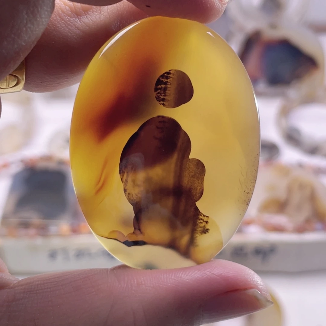 玛瑙/玉髓未镶嵌珠宝奇石