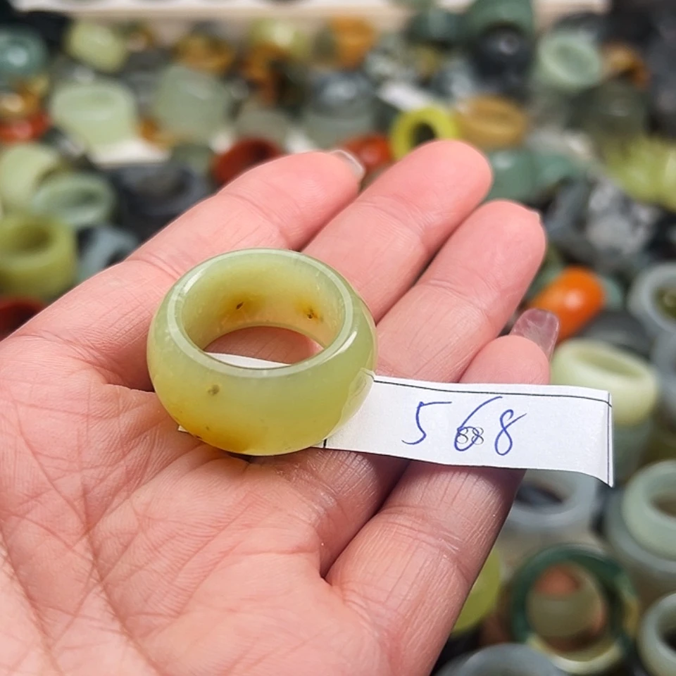 【闪购商品】未镶嵌蛇纹石玉戒指清**月