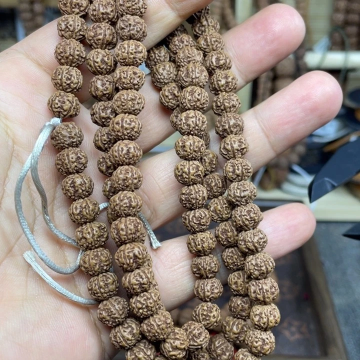 吊坠金刚菩提老树梅花尺寸9+保手持