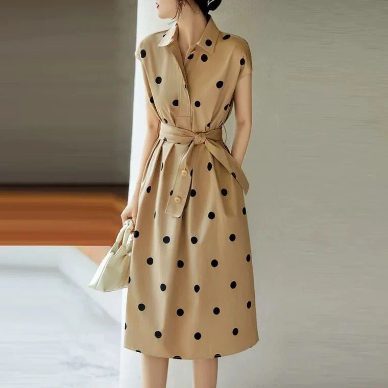 洋气中长款大码波点连衣裙2024夏季新款复古小众无袖显瘦小清新