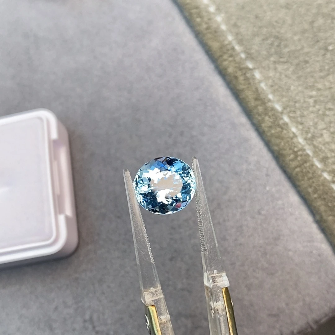 未镶嵌海蓝宝石笔搁6.17ct 吉尔德 超级圣玛利亚