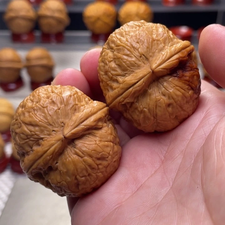 文玩核桃把件23至尊元宝