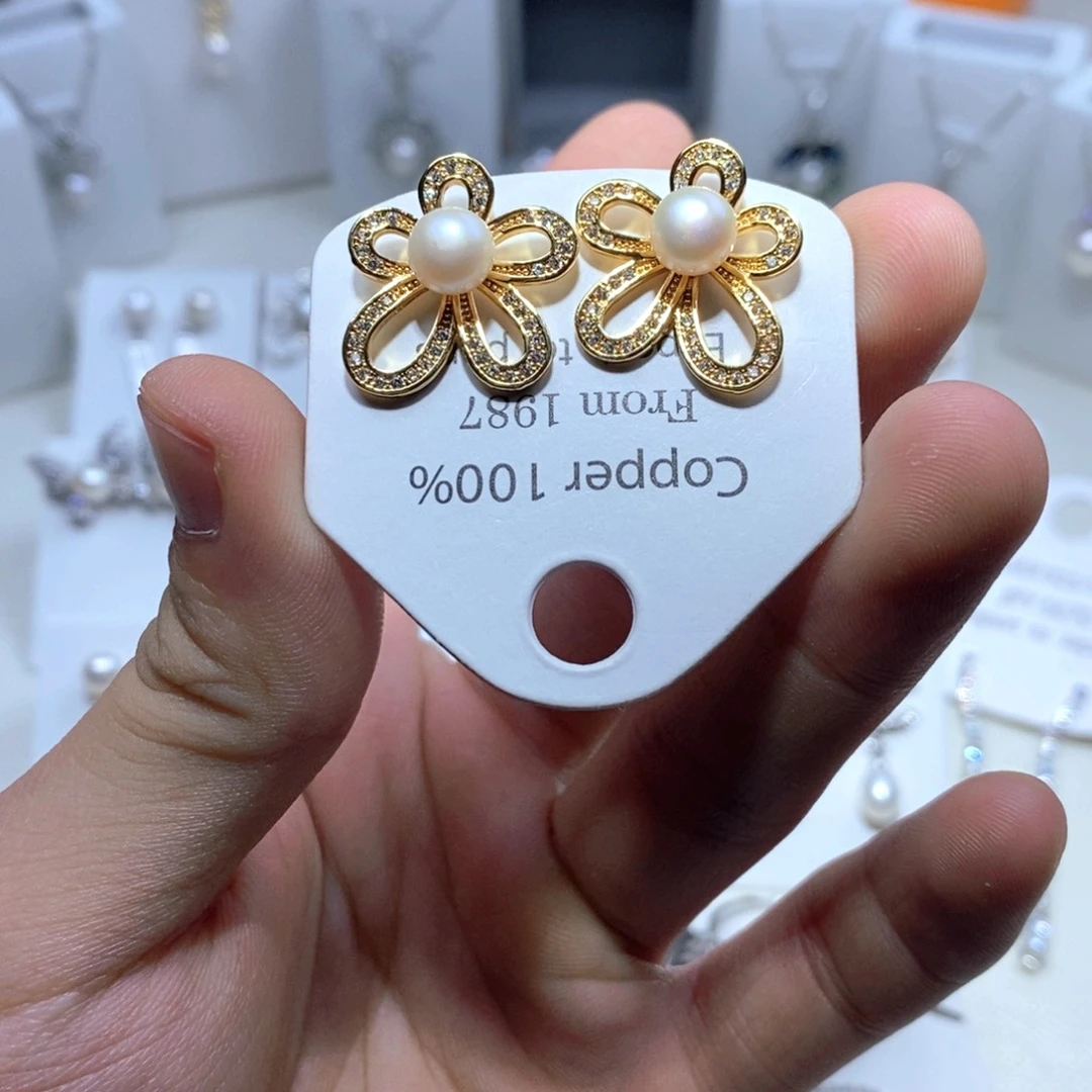 淡水珍珠未镶嵌耳饰