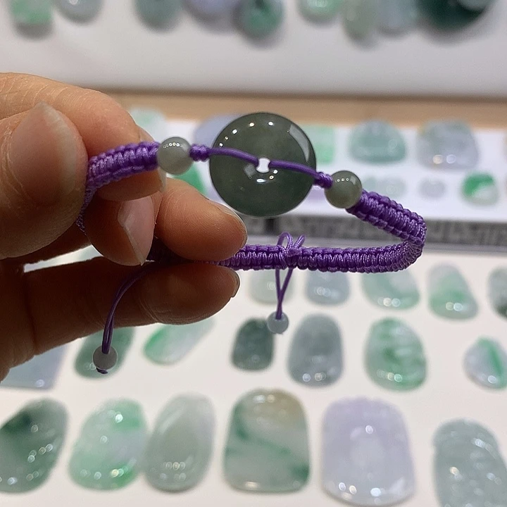 翡翠未镶嵌颈饰45