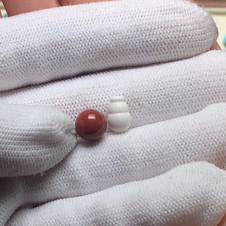 南红玛瑙未镶嵌珠宝奇石