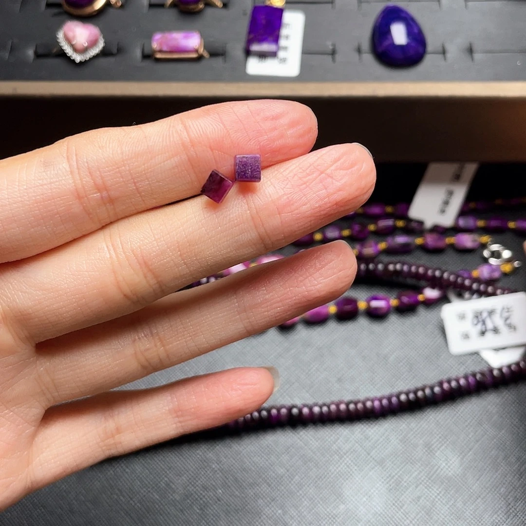 苏纪石（舒俱来）银S925镶嵌耳环