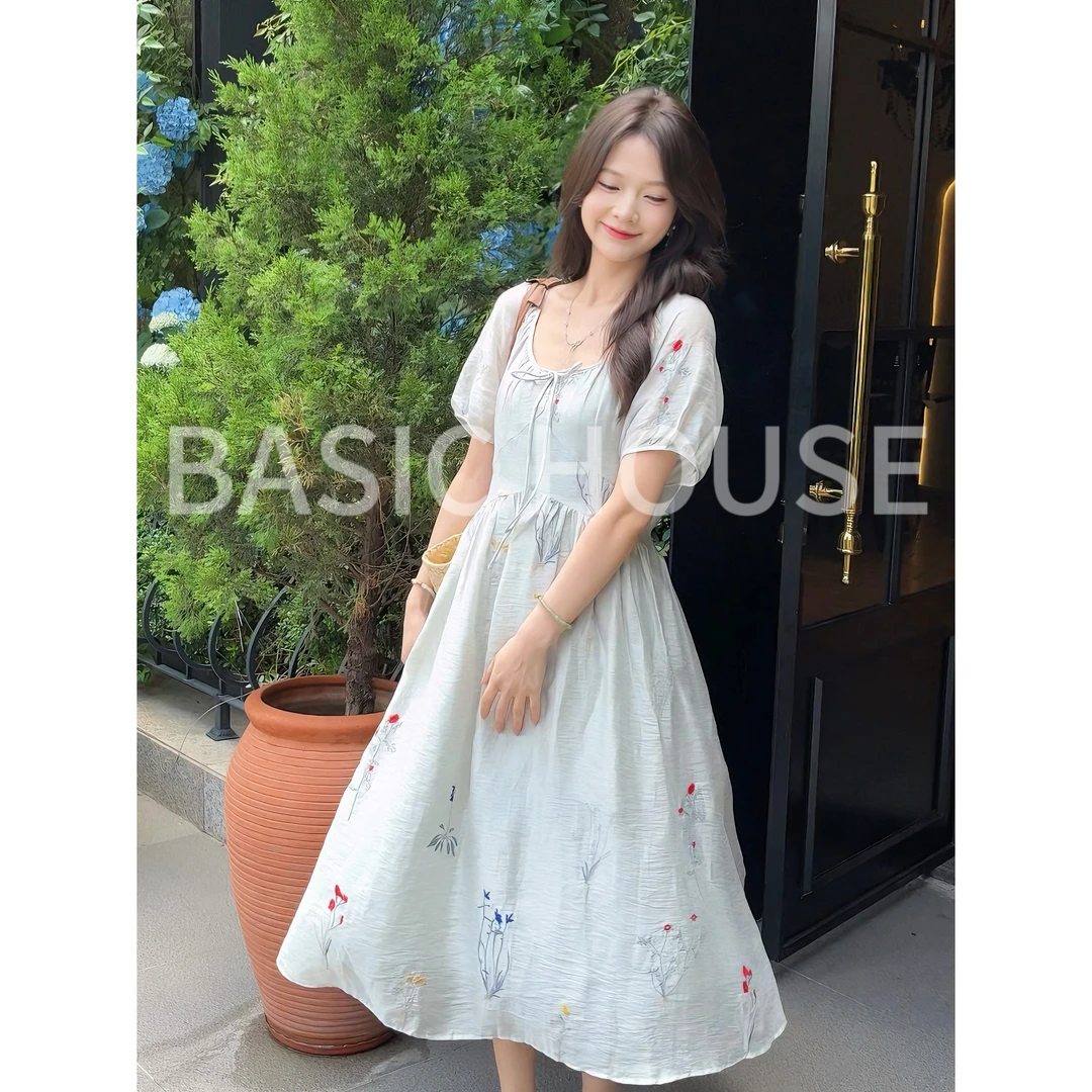 Basic House/百家好24年夏季气质刺绣优雅时尚百搭短袖连衣裙女C