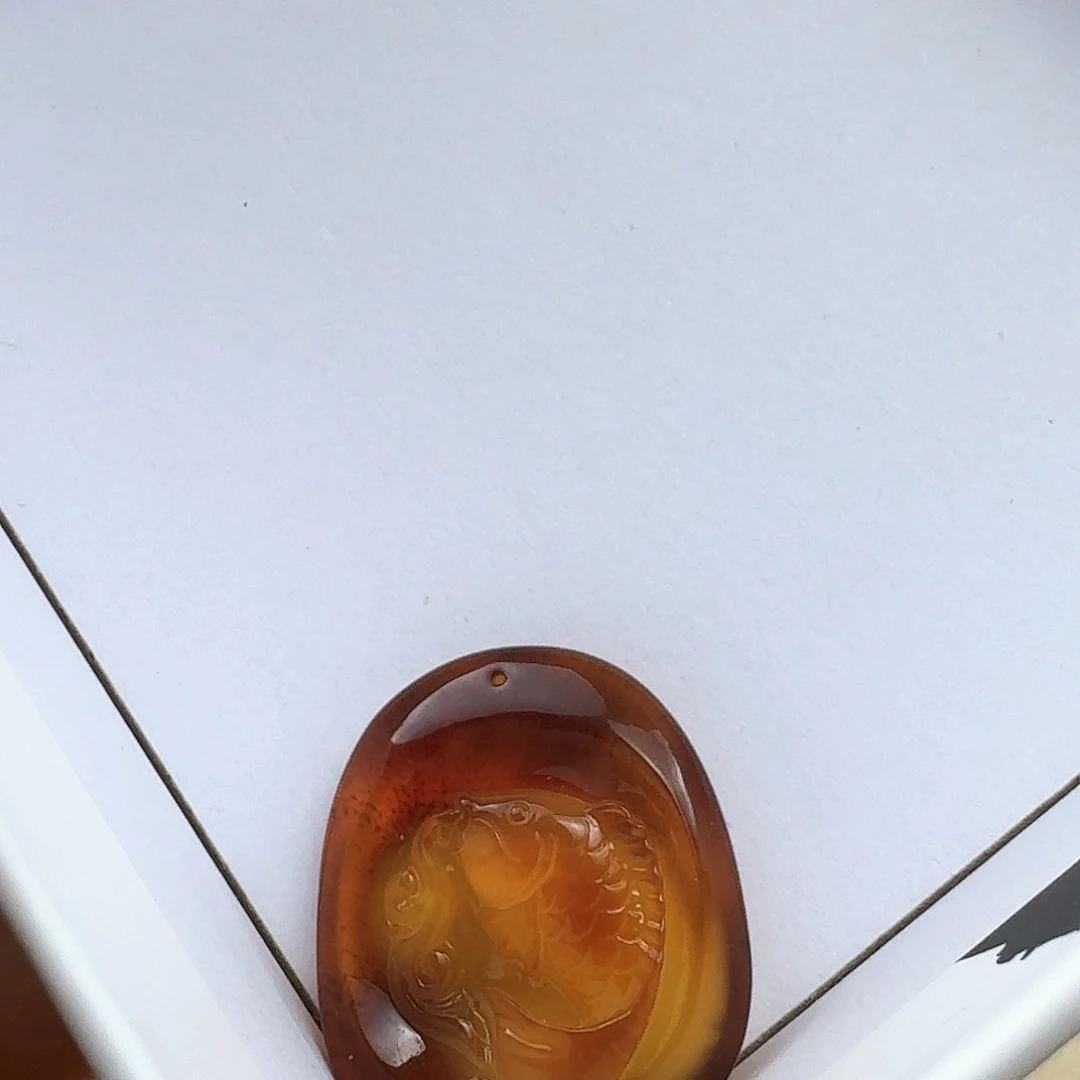 未镶嵌蜜蜡珠宝奇石