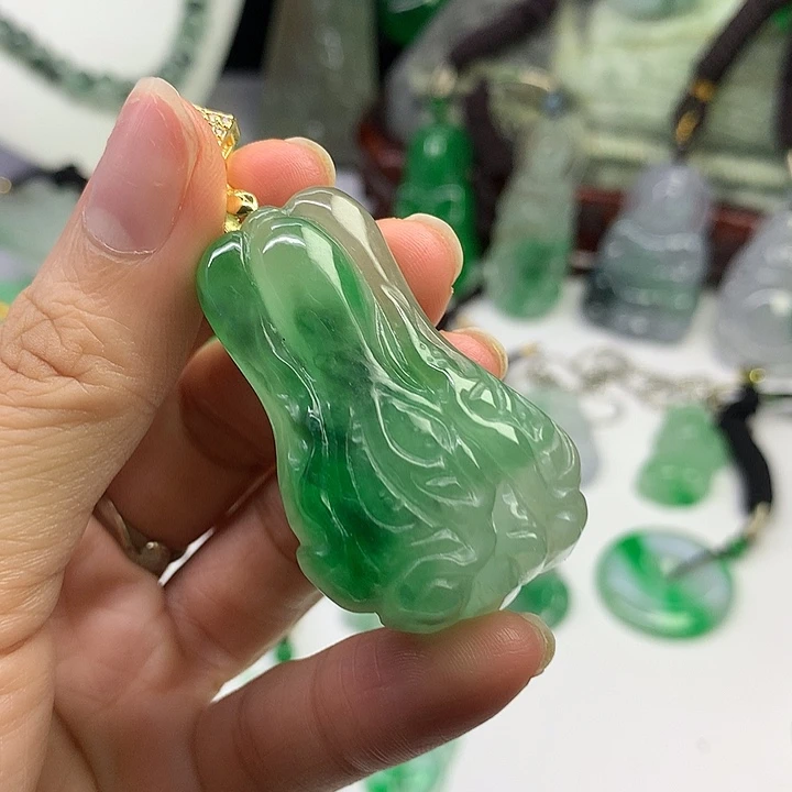 颈饰未镶嵌翡翠源头