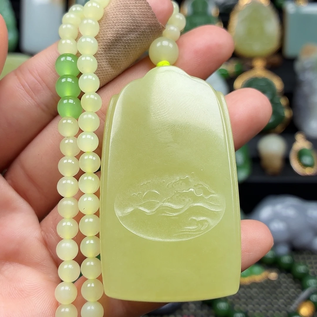 颈饰未镶嵌和田玉