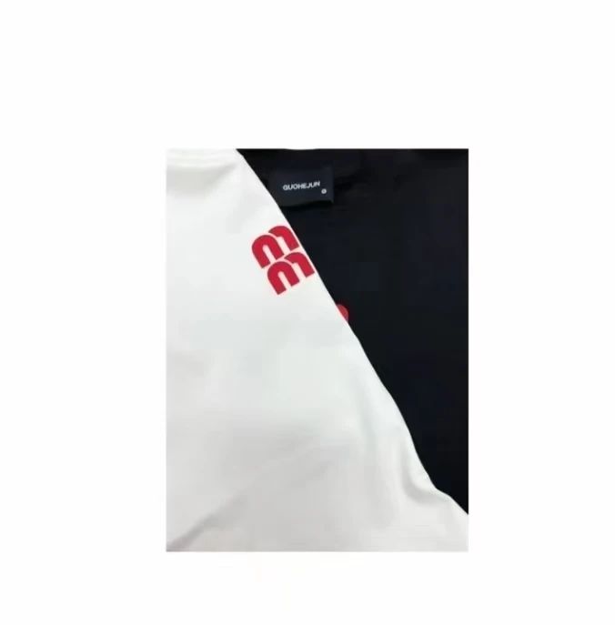 【18号链接】*红色M家*情侣春夏宽松纯色印花设计师圆领简约