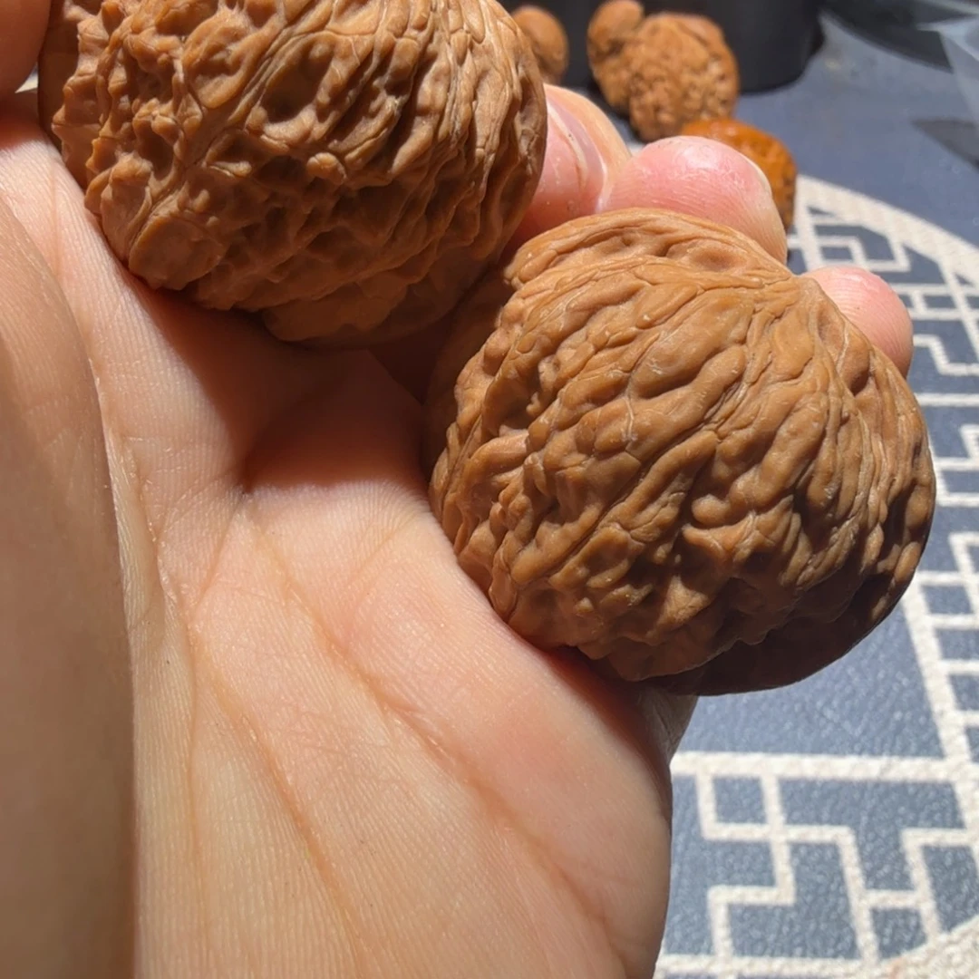 反***派文玩核桃把件磨盘