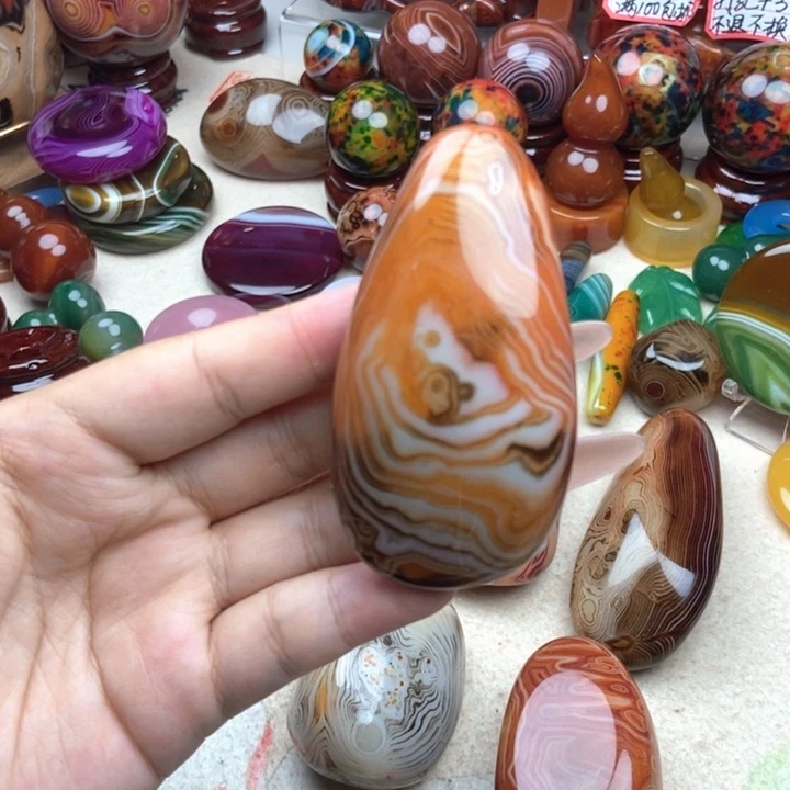 玛瑙/玉髓颈饰未镶嵌