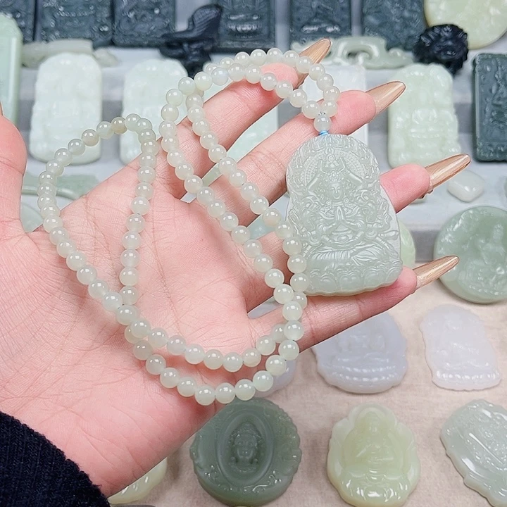 和田玉未镶嵌颈饰